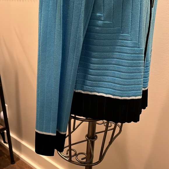 Ming wang 2 piece knit set - Picture 5 of 12